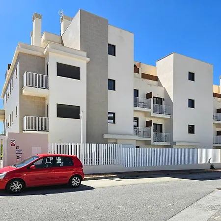 Two Bedroom In Jardiana Lotus In Apartment *