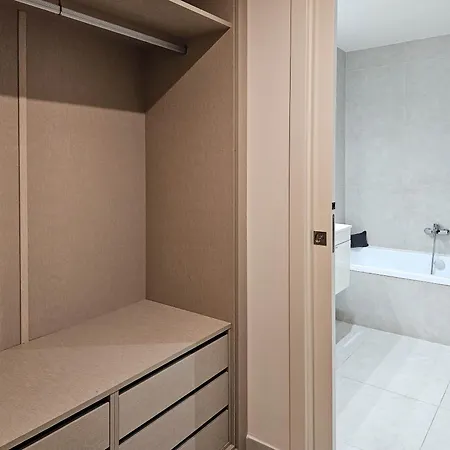 Two Bedroom In Jardiana Lotus In Apartment